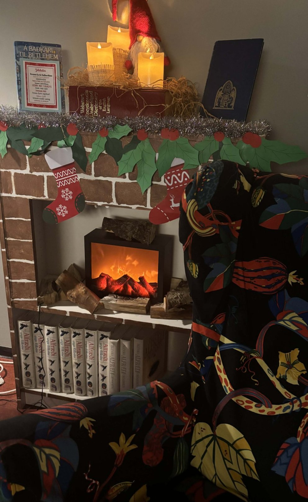 Hér er mjög notalegt að sitja við lestur.