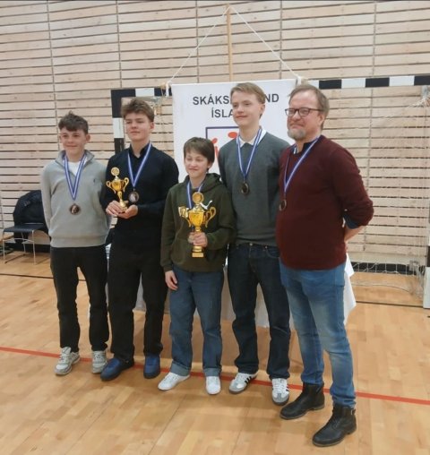 Sveit Húnaskóla hreppti 3. sætið á Íslandsmóti grunnskólasveita í skák.