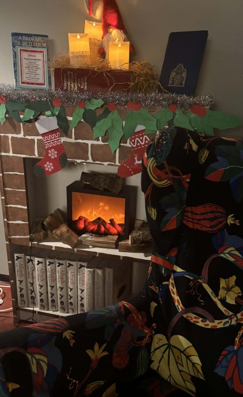 Hér er mjög notalegt að sitja við lestur.